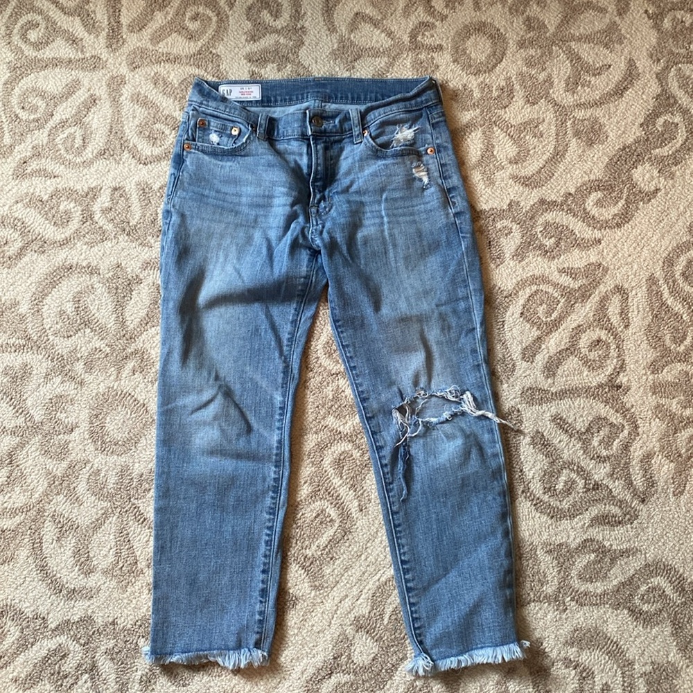 GAP Blue Ankle Cropped Distressed Jeans